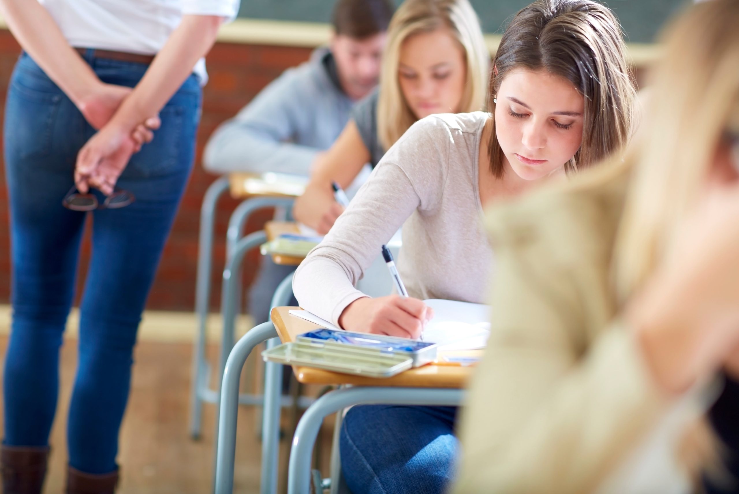 Examen General de conocimientos.